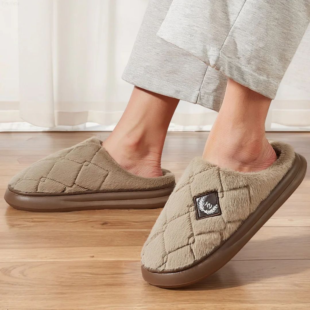 Pantoufles Homme Plaid Fourrées | EVA + mémoire de forme - Semello.fr